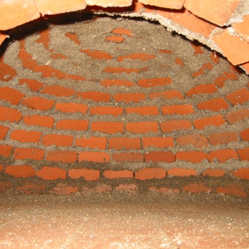 Vue de l'intérieur du four.